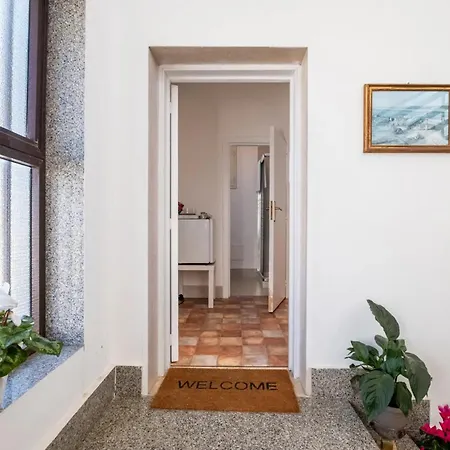 Guest house In House - Relais Torre Chianca With Climate, Parking, Wi-fi Panoramic Rooftop *